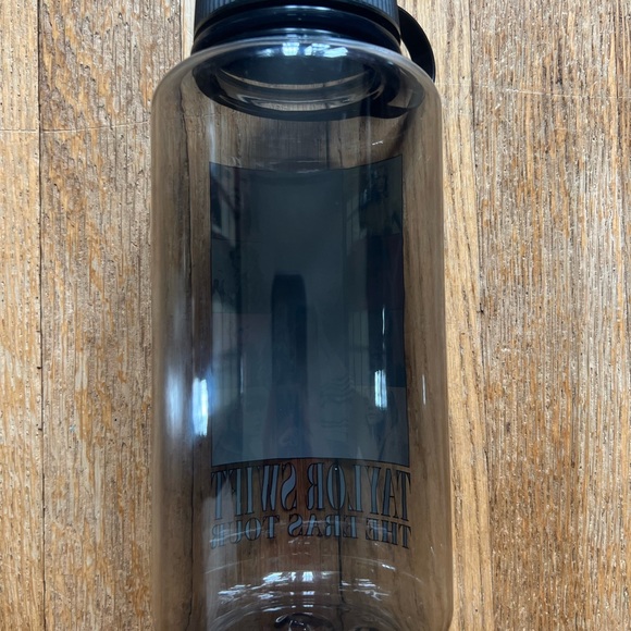Taylor Swift Era’s Tour Water Bottle OFFICIAL - Picture 2 of 4